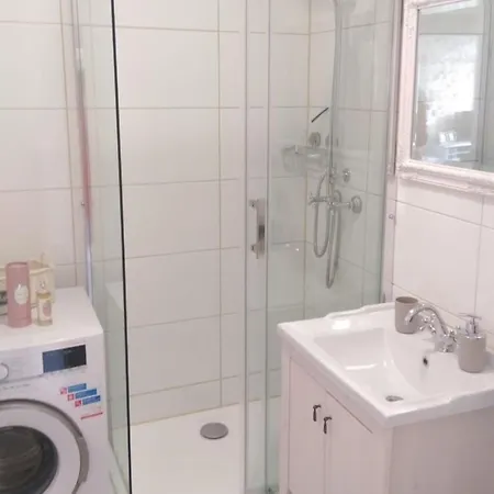 Apartment Romantic Style Alexanderplatz *