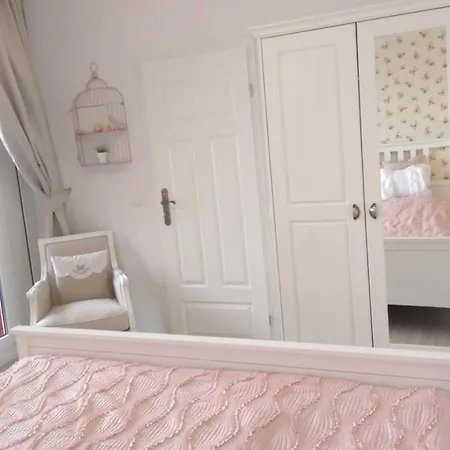 Romantic Style Alexanderplatz Apartment Berlin