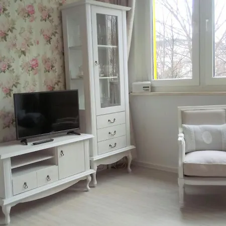 Apartment Romantic Style Alexanderplatz