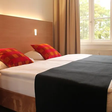 Hotel 38 3*