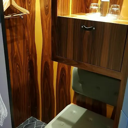Gendarm Nouveau Берлин