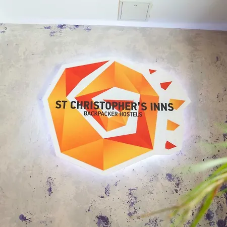 St Christopher's Mitte Apartment *