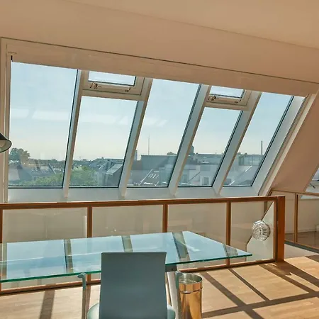 Joachim.8 Maisonette-apartment Mit 2 Schlafzimmern Im Herzen Von Mitte Apartment *