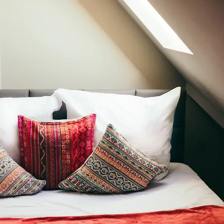 Hotel Chrome 4*