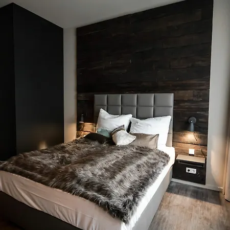 Chrome Hotel