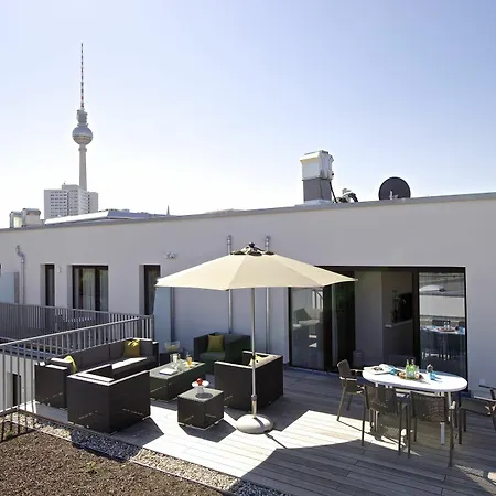 Numa Nook Aparthotel 4*
