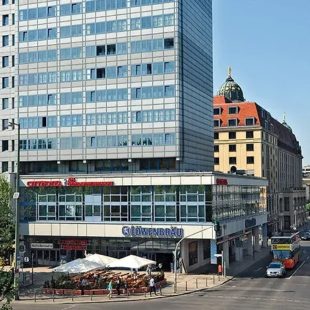 Am Gendarmenmarkt 4*