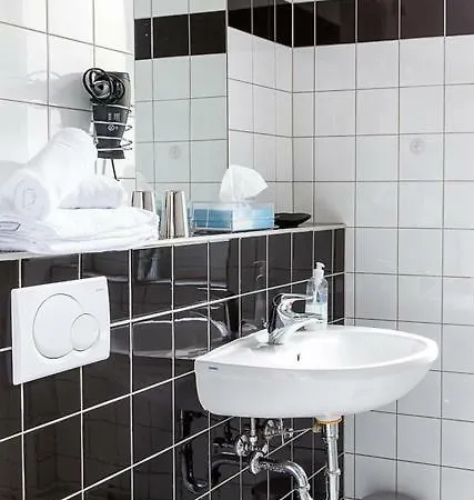 Primeflats - Novalis Str Mitte Appartement *