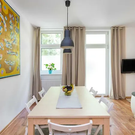 Der Schoene Ernst Apartment