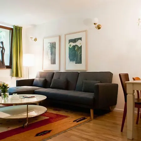 Beautiful Park For 4 Guests *