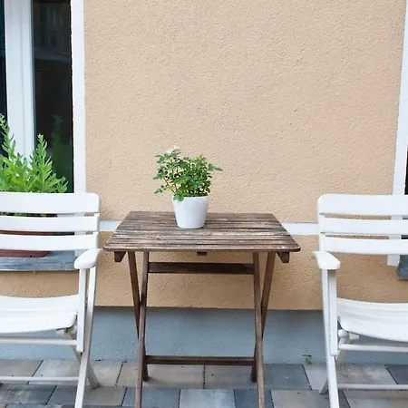 Beautiful Park For 4 Guests Apartment
