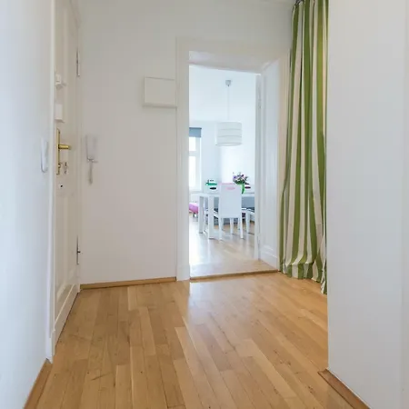 Kaiser-friedrich Apartment