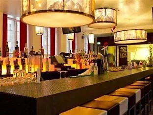 Hotel Und 3*