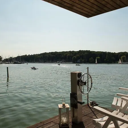 Botel Marina Hausboote Und Seelodge