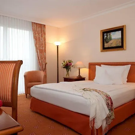 Hotel Victor's Residenz-hotel 4*