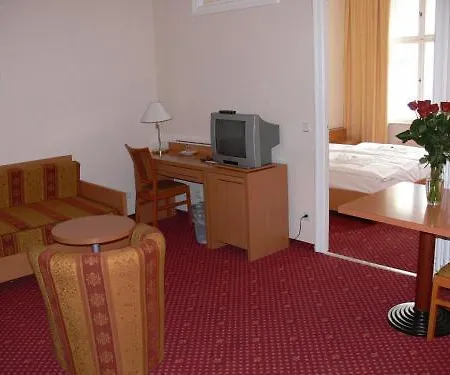 Orion Hotel 3*