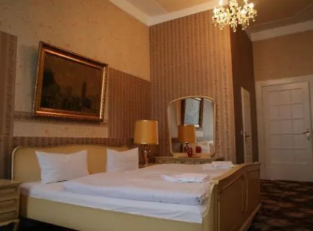 Alte Galerie Am Kudamm Hotel 3*