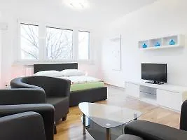 Holzmarktstrasse Hotel *