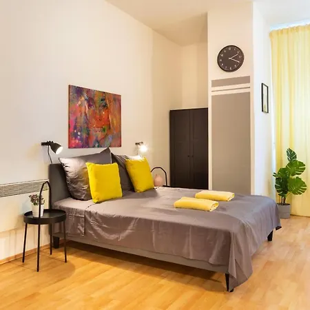 Apartment Homaris - Leyke Schillerkiez Neukolln Airfield Tempelhof *