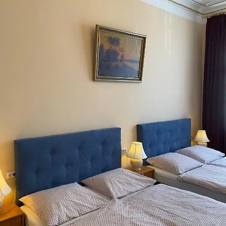 Gunia Guest house