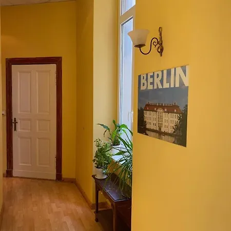 Gunia 2* Berlin