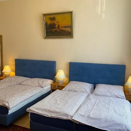 Gunia Guest house