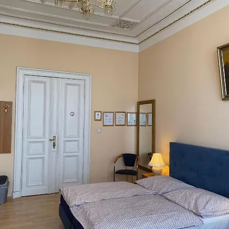 Gunia Guest house