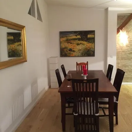 Apartment Feel At Berlin