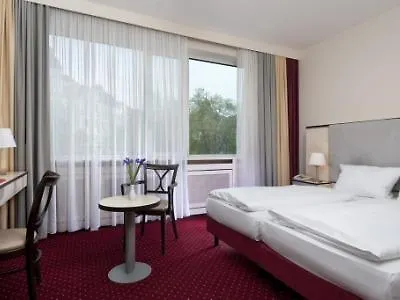 Kurfuerstendamm 3*