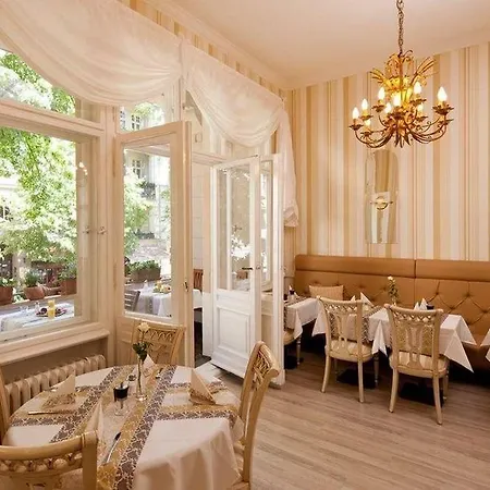 Hotel Augusta Am Kurfuerstendamm Berlin