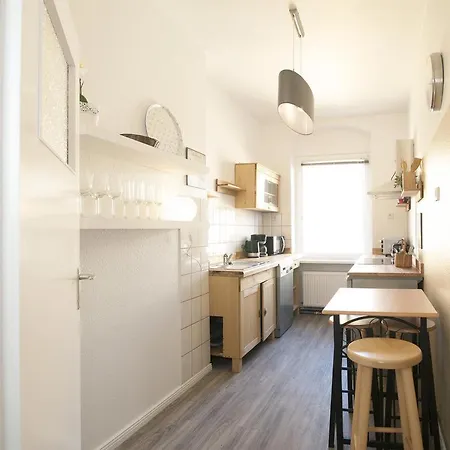 Apartment Feel At Berlin