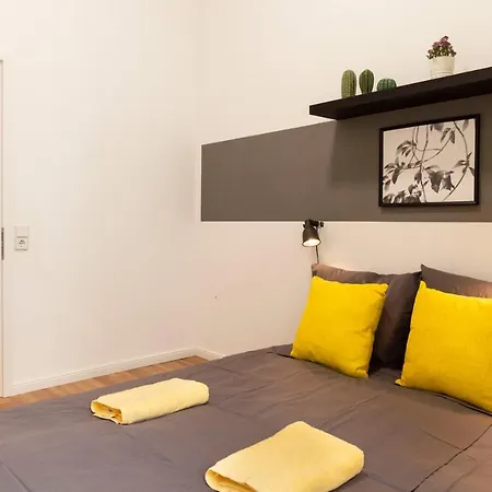 Apartment Homaris - Feurig Akazienkiez *