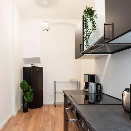 Apartment Homaris - Feurig Akazienkiez