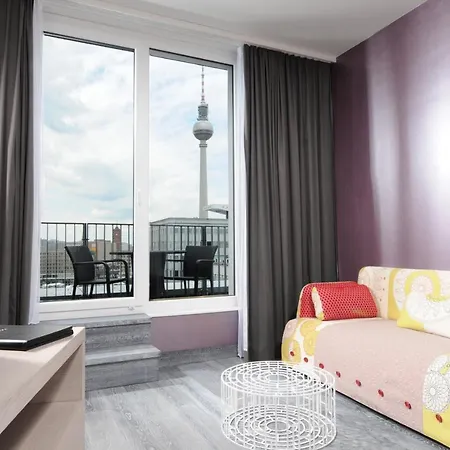 Hotel Indigo Berlin-alexanderplatz, An Ihg 4*