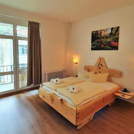 Waldhotel Am See Berlin-Schmoeckwitz