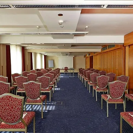 Hotel Hyperion