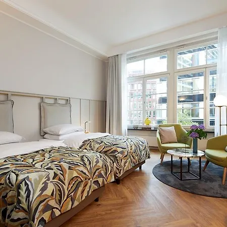 Отель Classik Alexander Plaza 4*