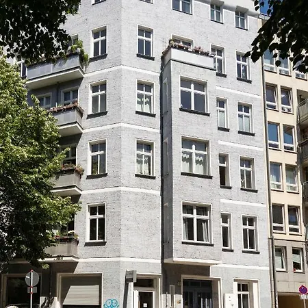 Homaris - Kollwitzkiez Apartment *