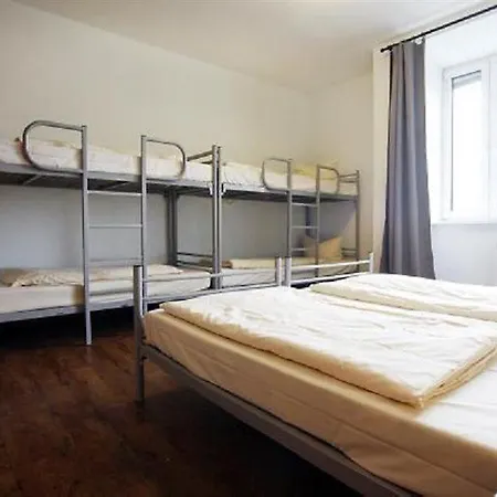 Happy Bed Hostal Berlín