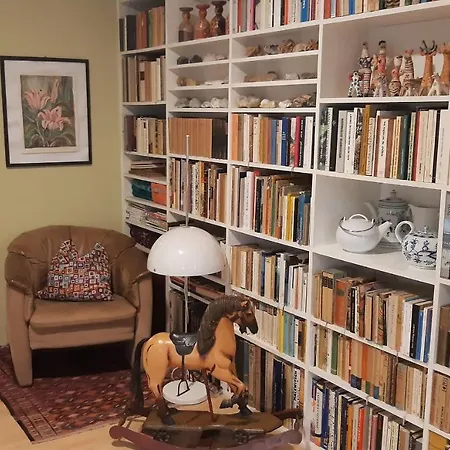 Ferienwohnung Mit Garten *