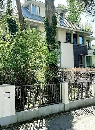Luxus Im Penthouse Stil Im Beliebten Grunewald In Apartment *