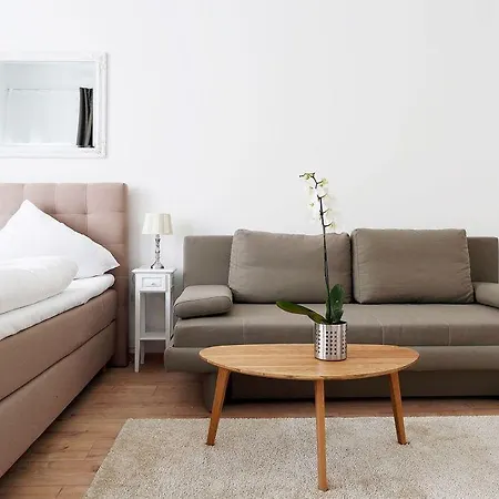 Apartment Rockchair Blissestrasse Berlin