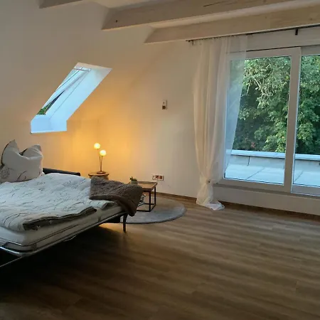Tiny House Oder Auf Der Sunset Marina Berlin