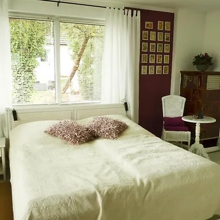 Gemuetliches Gaestehaus Bohnsdorf, Naehe Flughafen Schoenefeld Holiday home Berlin