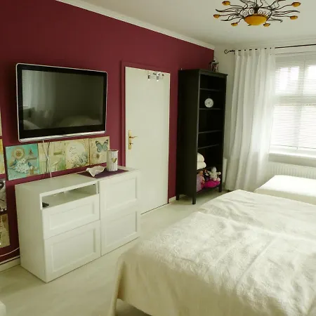 Holiday home Gemuetliches Gaestehaus Bohnsdorf, Naehe Flughafen Schoenefeld *