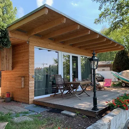 Tiny House Oder Auf Der Sunset Marina Lodge Berlin