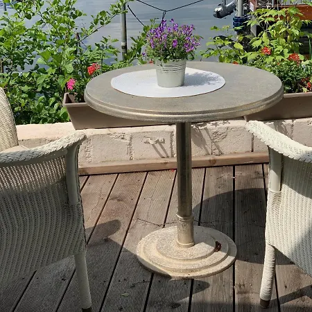 Lodge Tiny House Oder Auf Der Sunset Marina Berlin