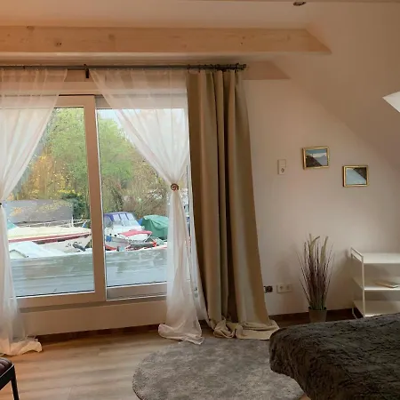 Tiny House Oder Auf Der Sunset Marina Lodge Berlin