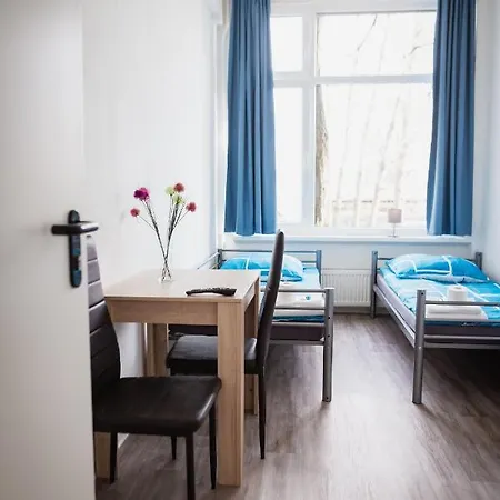 Neohostel Hostel *