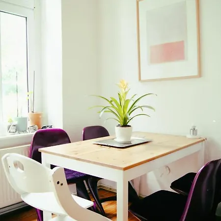 Guest house Minimal In A Family Berlin